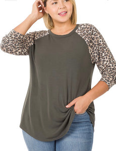 Kailyn Leopard Round Neck Top